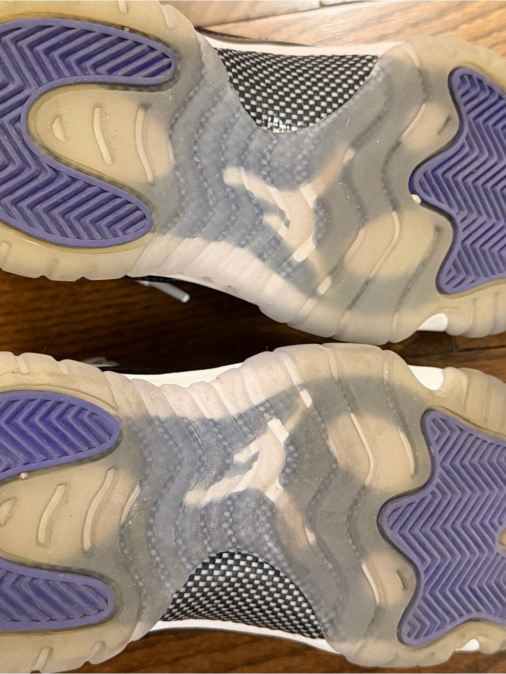 Jordan Retro 11 Concords - Picture 5 of 6